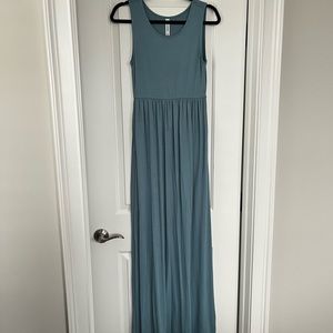 Empire waist maxi dress from Mint Julep Boutique